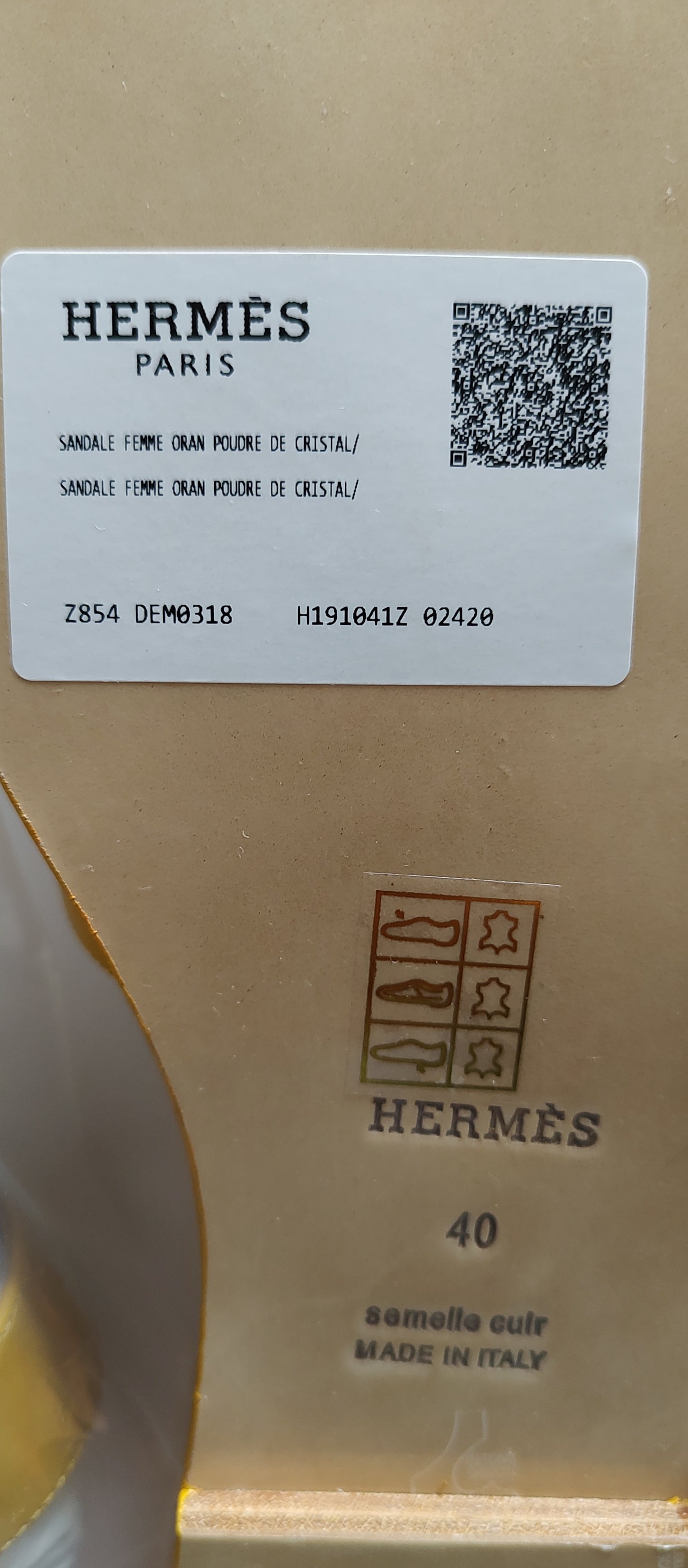 Hermès Oran Sandal in Yellow EU Size 40 US size 10