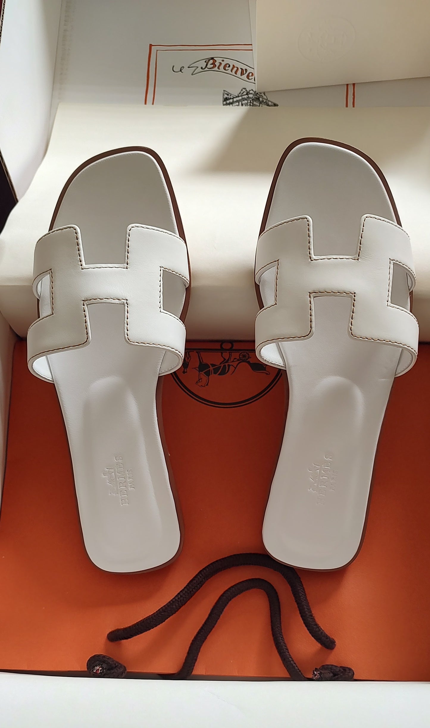 Hermès Oran Sandal in White EU Size 36 US size 6