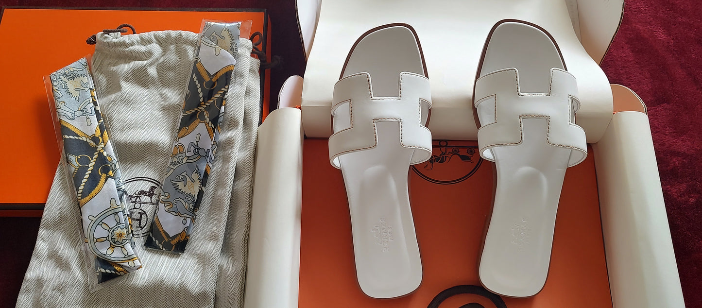 Hermès Oran Sandal in White EU Size 36 US size 6