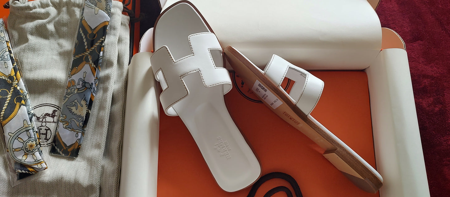 Hermès Oran Sandal in White EU Size 36 US size 6